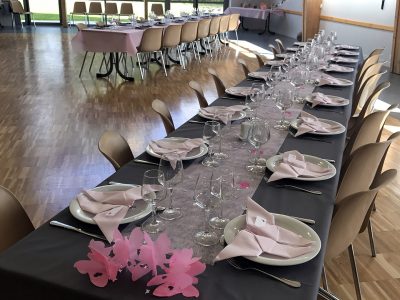 location-salle-reception-soiree-fetes-isigny-osmanville-calvados-manche-vaisselle-table